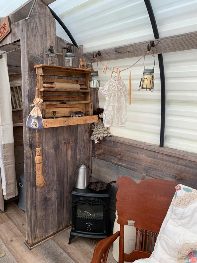 Fox Pass Cabins Bed and Breakfast Χοτ Σπρινγκς Εξωτερικό φωτογραφία