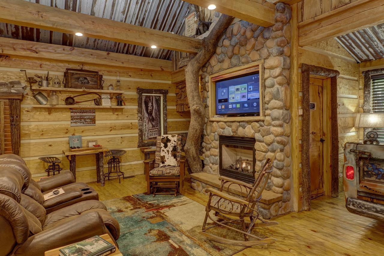 Fox Pass Cabins Bed and Breakfast Χοτ Σπρινγκς Εξωτερικό φωτογραφία
